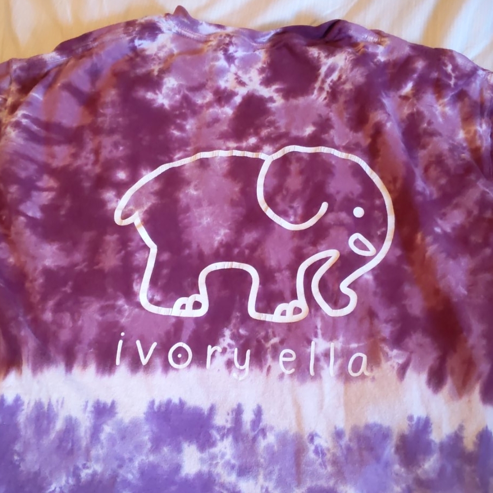 Ivory Ella tshirt